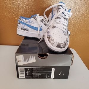 Womens Air Jordan Retro 1